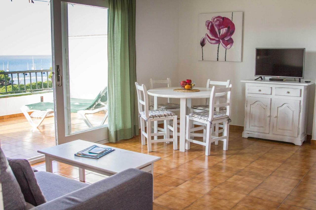Apartamentos Encanto Del Mar Cala Galdana  Exterior photo